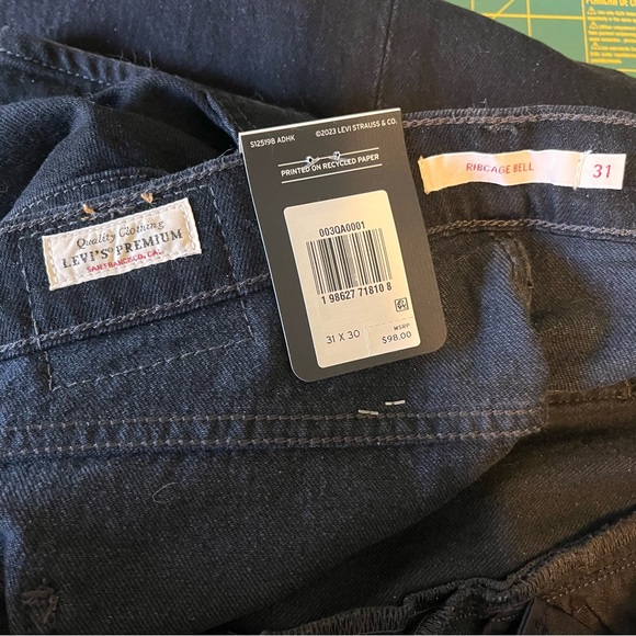 Levi's Ribcage Bell Western Women’s Jeans 31 x 30 Flare Wide Leg Boho 70’s Retro - Picture 9 of 10